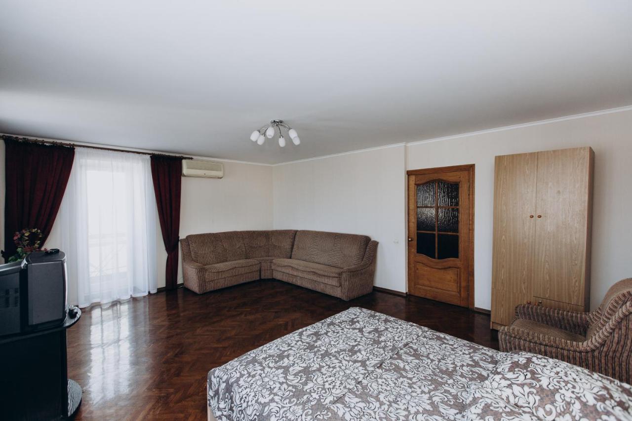 Apartment Centr Neer Manufaktura On Kharkovskaya Суми Екстер'єр фото
