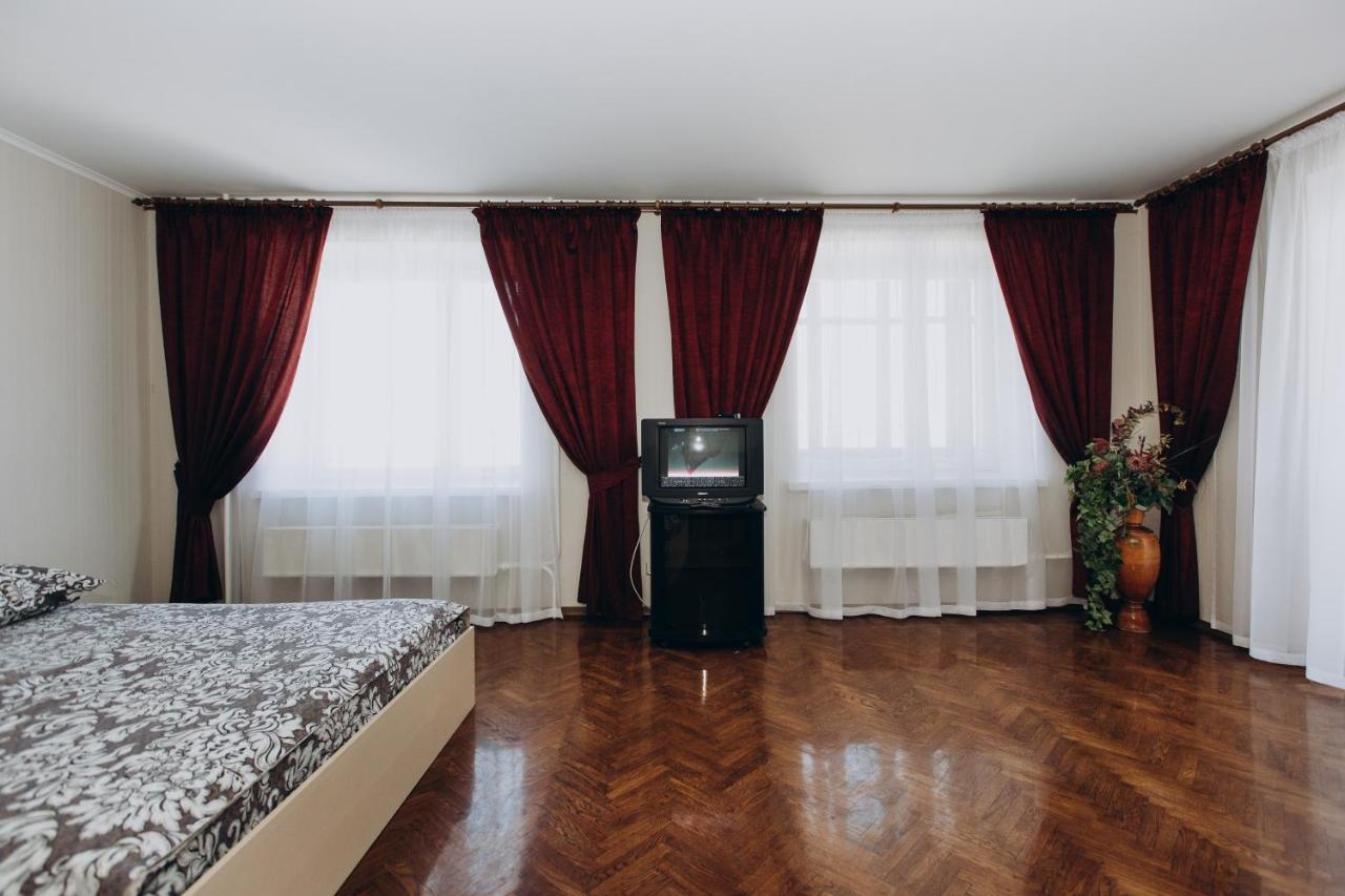 Apartment Centr Neer Manufaktura On Kharkovskaya Суми Екстер'єр фото